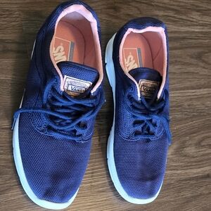 Vans Women's Blue Sneakers